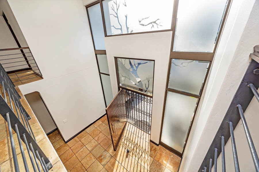 4 Bedroom Property for Sale in Van Riebeeckshof Western Cape
